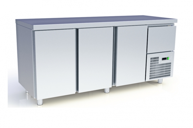 3 &amp; 1/2 DOORS COOLING COUNTER WITH COMPRESSOR IN DRAWER